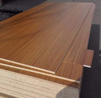 لوح خشب MDF سماكة 18 مم